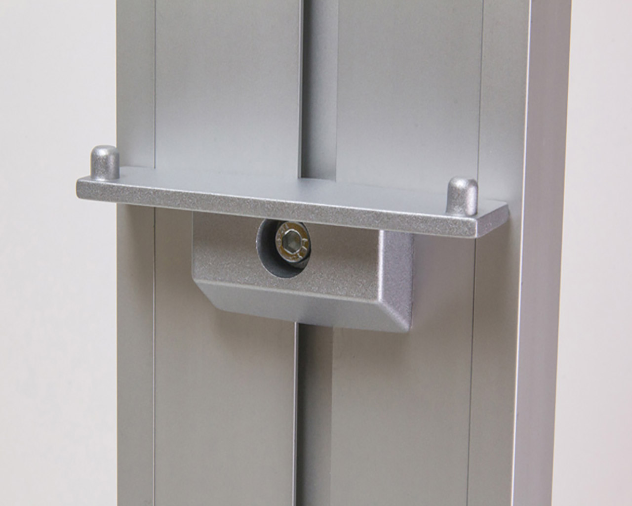 Korpushalter für offenes Schranksystem PREMIUM