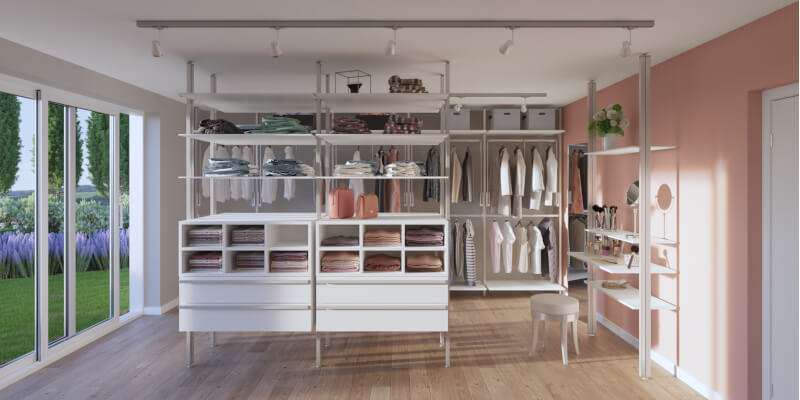 Begehbarer Kleiderschrank "Athen" von frank Schranksysteme - Weiß mit Schminktisch Begehbarer Kleiderschrank "Athen" - großes offenes Schranksystem mit integrierten Schminktisch, sehr vielen Kleiderstangen, Schubladen und Ablagen für ein geräumiges Ankleidezimmer ohne Kompromisse.