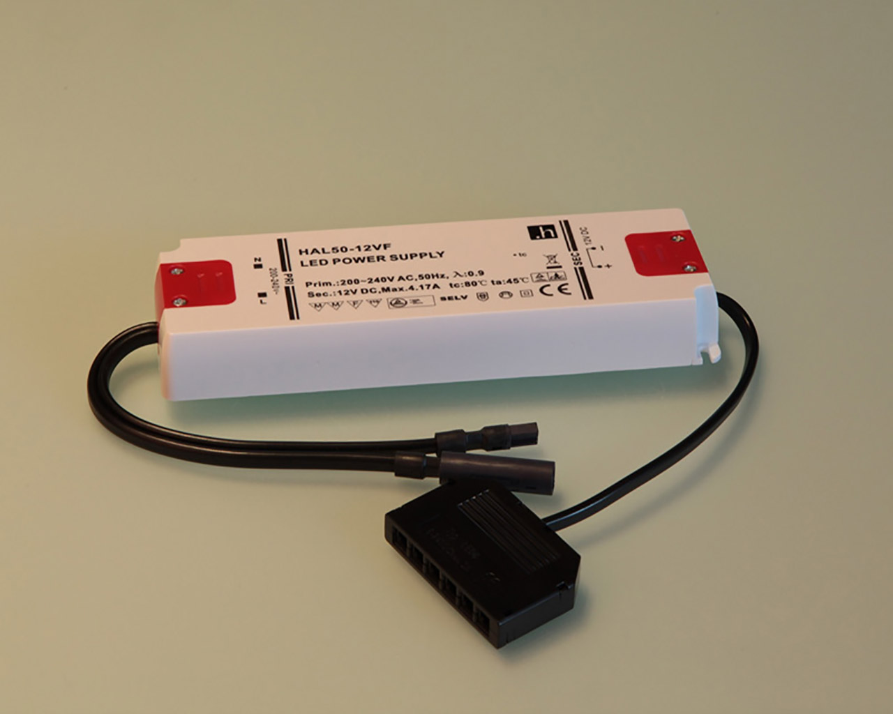 30 W Trafo für LED-Beleuchtung Ankleidezimmer