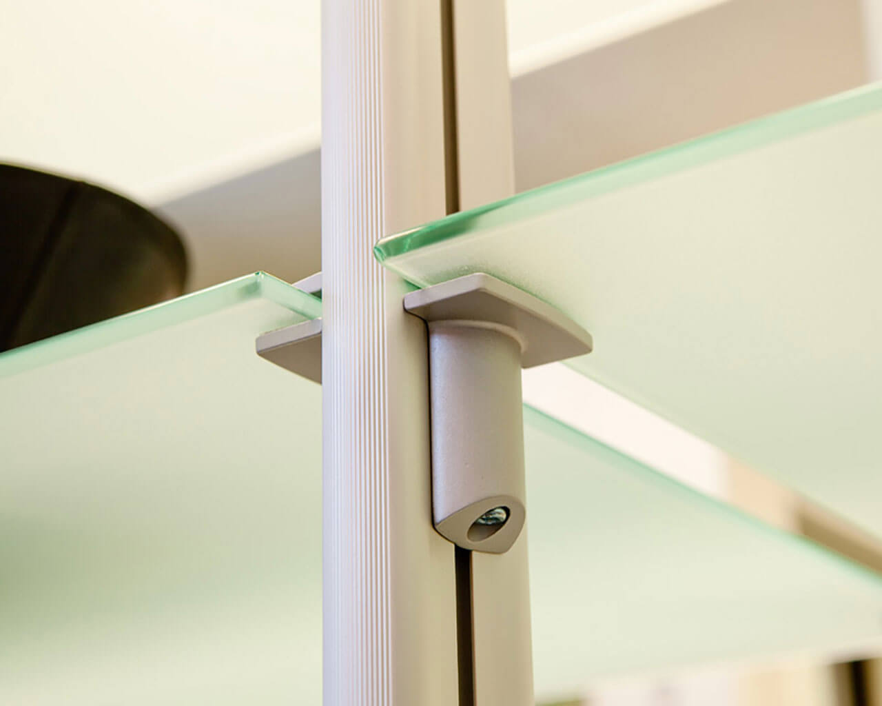 glasboden_soft_frank_schranksysteme