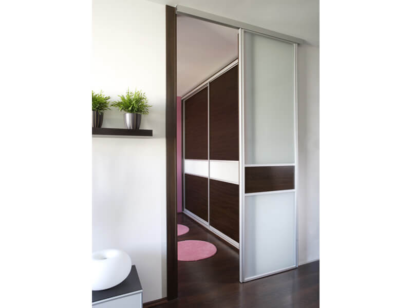 Schiebetür FLY Quadro als Durchgangstür in der Wand, Glas lackiert Weiß-Schwarz