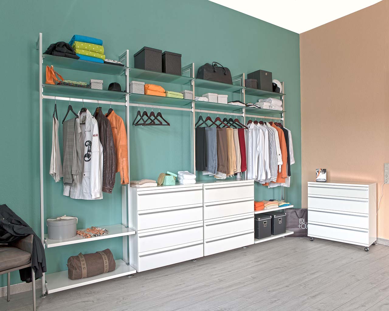 begehbarer_kleiderschrank-domino_v4_2_frank_schranksysteme